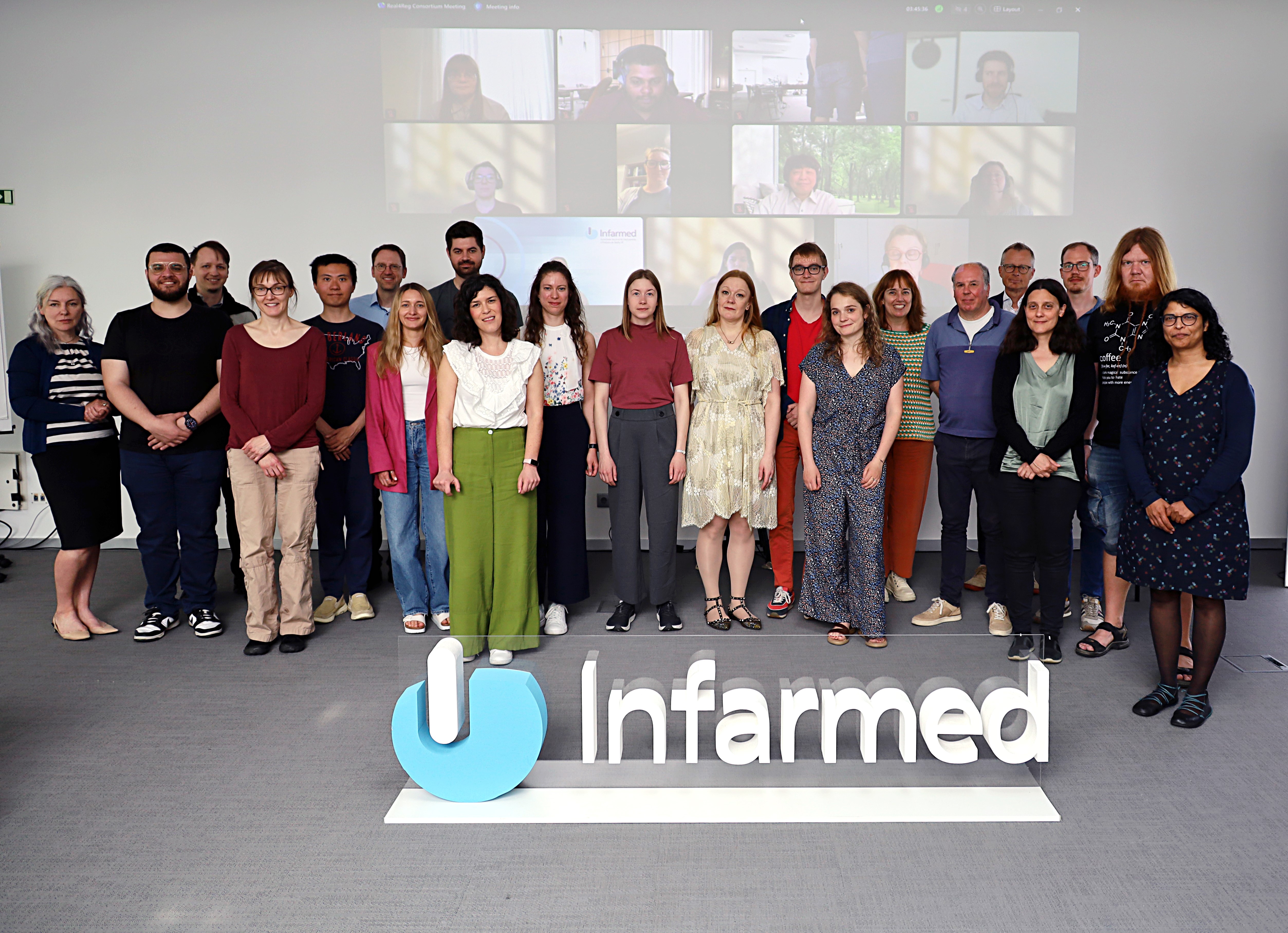 O INFARMED - Autoridade Nacional do Medicamento e Produtos de Saúde, I. P. acolhe, nos dias 21 e 22 de maio de 2025, a reunião anual do consórcio europeu Real4Reg. O encontro decorre em formato híbrido e reuniu, em Lisboa, peritos internacionais, especialistas clínicos convidados e representantes das várias instituições parceiras do projeto.
