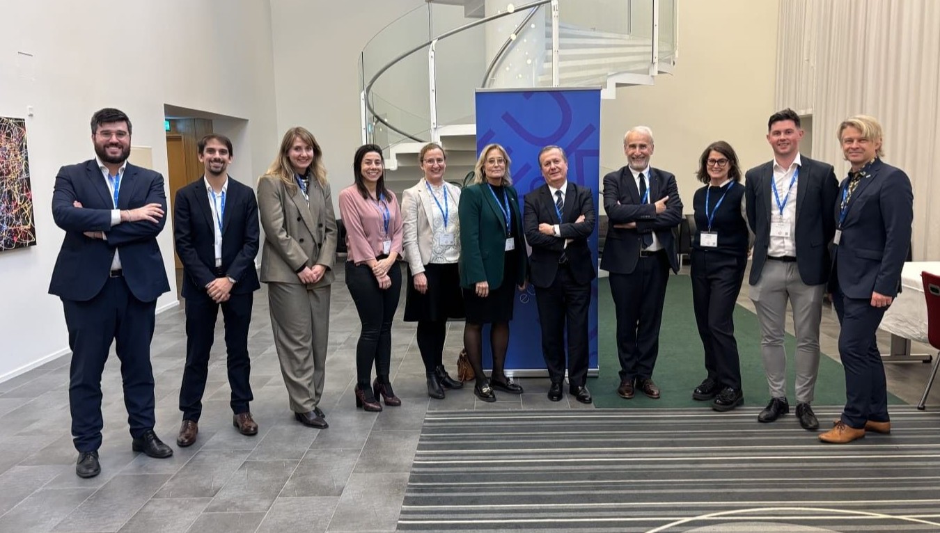 Membros das agências europeias de avaliação de tecnologias de saúde durante a reunião do HAG em Copenhaga em novembro de 2025