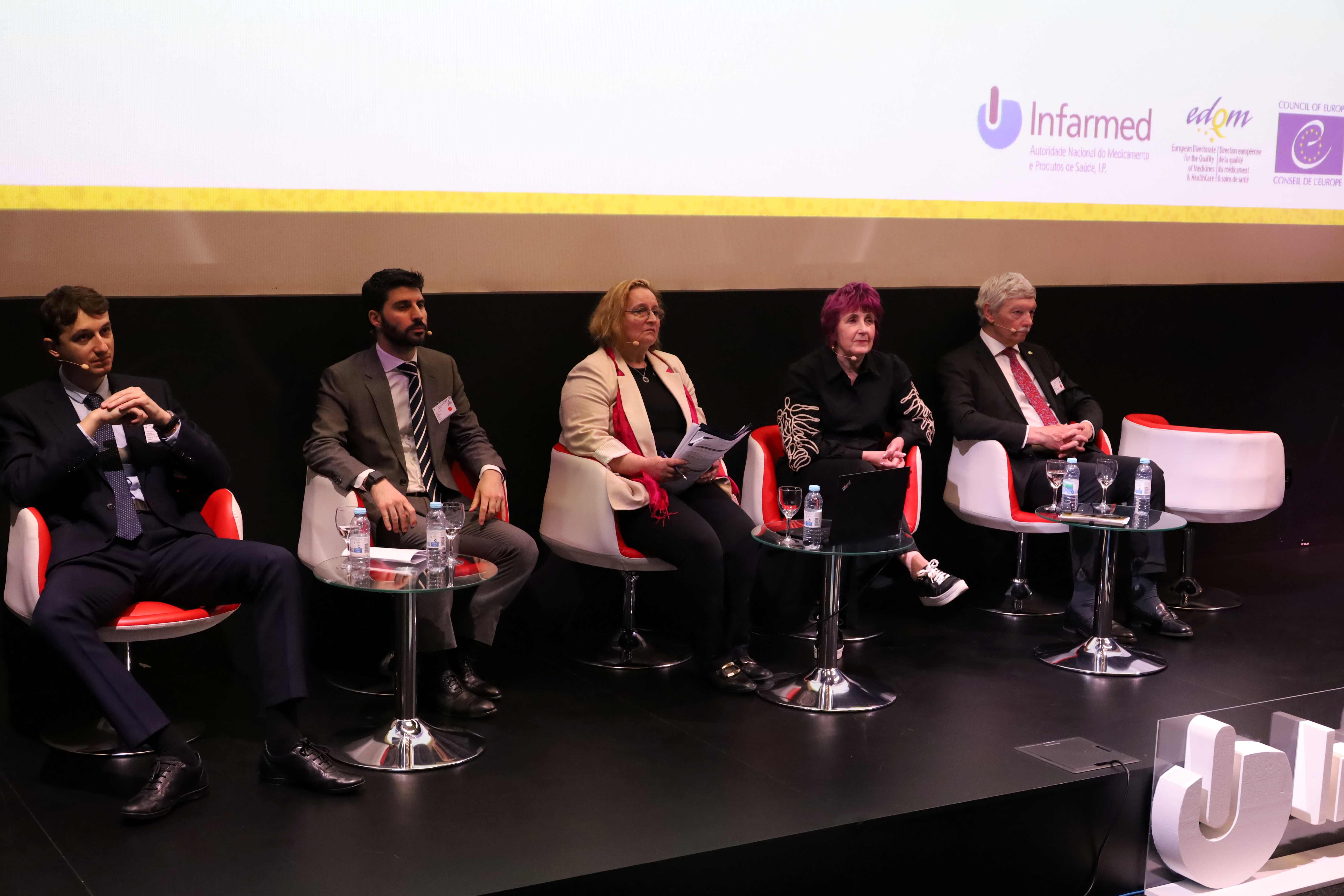 Membros de uma das sessões do evento coorganizado pela EDQM e Infarmed